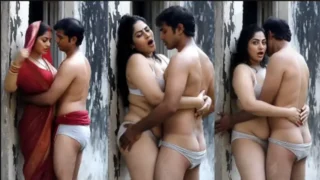 Outdoor Srilankan Viral Sex Devar Bhabhi In A Ruined House